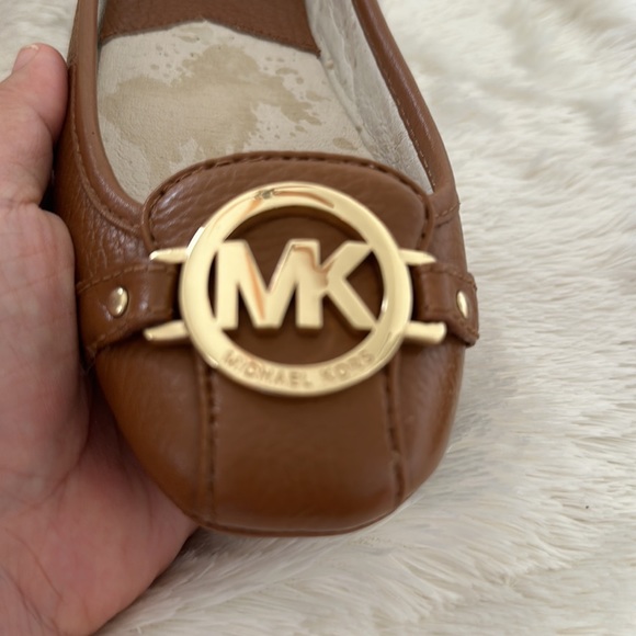 Michael Kors Fulton Flats - Picture 9 of 9